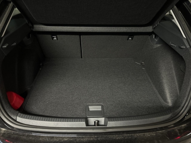 Volkswagen Taigo 1,0 TSI LED-MATRIX NAVI APPCONNECT SHZ ALU PDC KLIMA