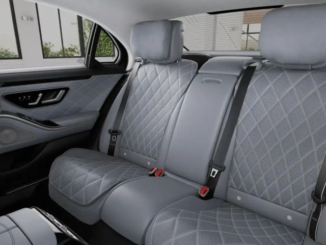 Mercedes-Benz S 580 4MATIC AMG Line Sedan