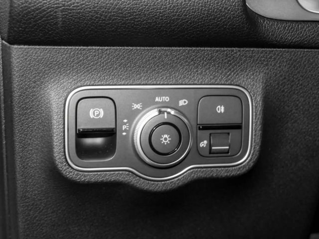 Mercedes-Benz EQB 350 4MATIC Progressive