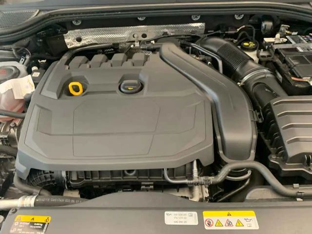 Volkswagen Golf DSG Golf VIII Style