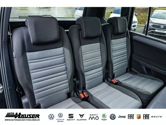 Volkswagen Touran 2.0 TDI DSG R-Line