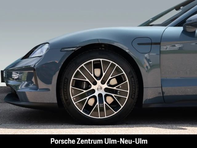 Porsche Taycan BOSE Panoramadach LED-Matrix Panoramadach