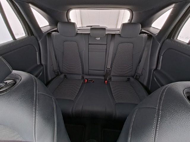 Mercedes-Benz EQA 300 4MATIC