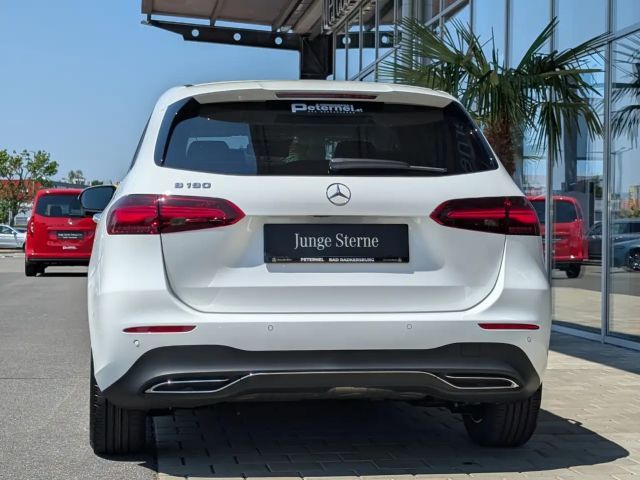 Mercedes-Benz B 180 Progressive Sedan