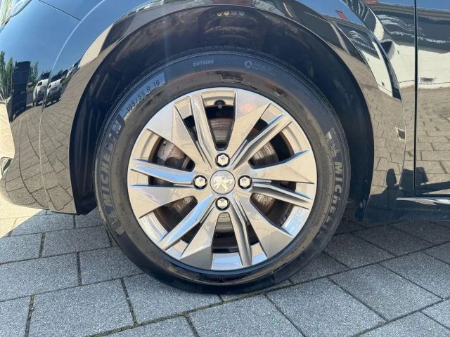 Peugeot E-208 Active Pack