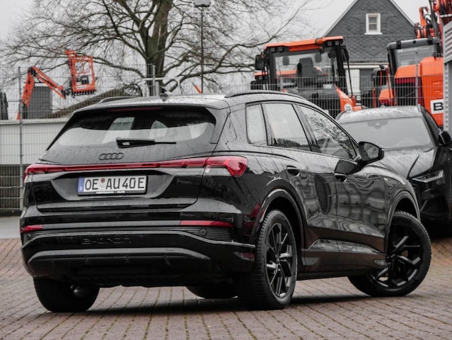 Audi Q4 e-tron SUV 45 e-tron Audi Q4 e-tron