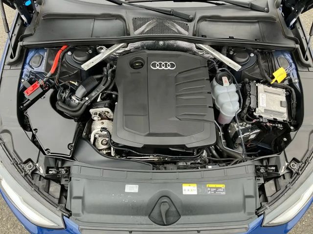 Audi A4 30 TDI S-Line S-Tronic Sedan