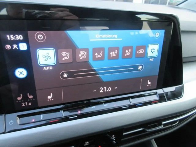 Volkswagen Golf 1.0 TSI DSG Life