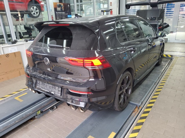 Volkswagen Golf 2.0 TSI Golf VIII