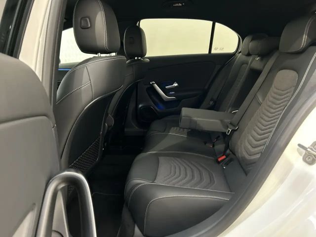 Mercedes-Benz A 180 Hatchback