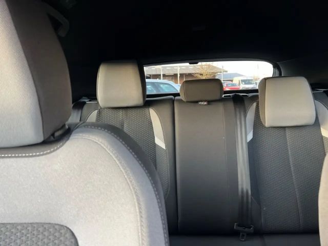 Opel Astra 1.2 Turbo Edition Turbo