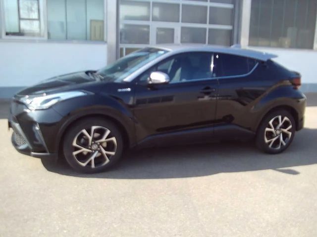 Toyota C-HR Hybride Team D