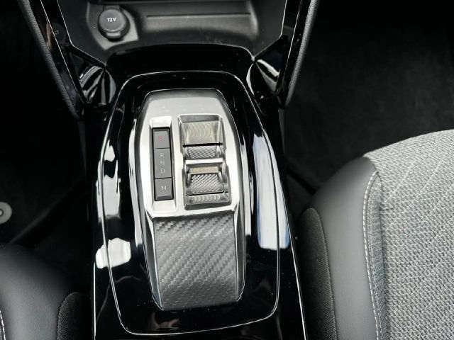 Peugeot 2008 Allure Pack EAT8