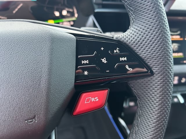 Audi RS3 Quattro S-Tronic Sedan