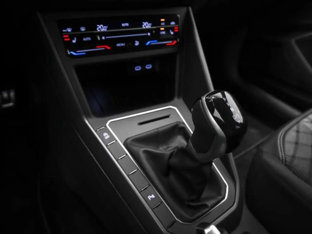 Volkswagen Taigo 1.5 TSI DSG R-Line