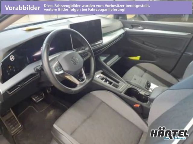 Volkswagen Golf 1.5 eTSI DSG
