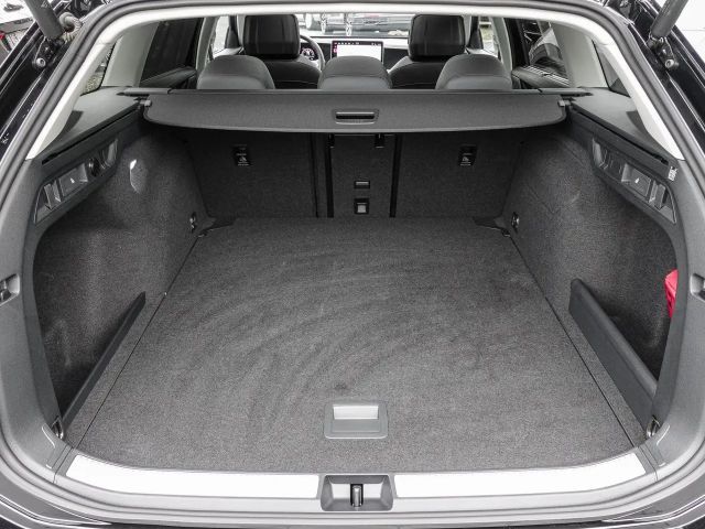 Volkswagen Passat 1.5 eTSI DSG Variant