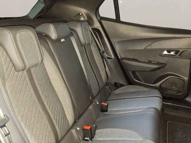 Peugeot 2008 1.2 136 A llure LED+SHZ+KlimaA+PDC+Facelift