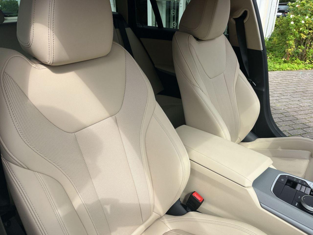 BMW 320 320d Touring xDrive