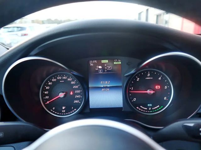 Mercedes-Benz C 300 AVANTGARDE Sedan