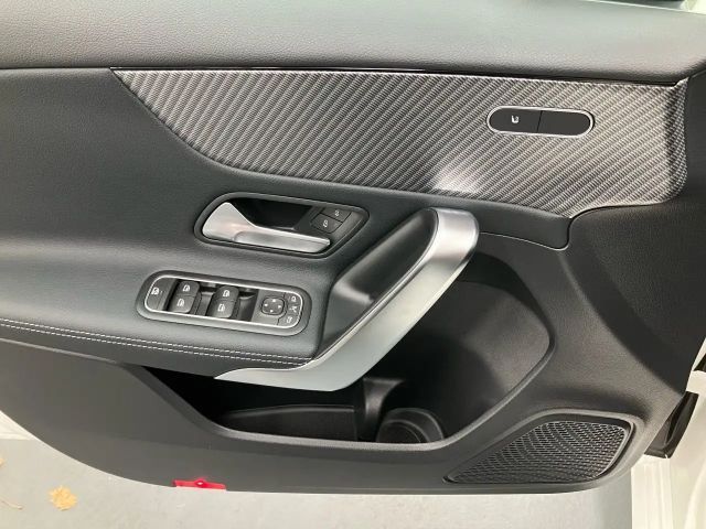 Mercedes-Benz A 180 Progressive