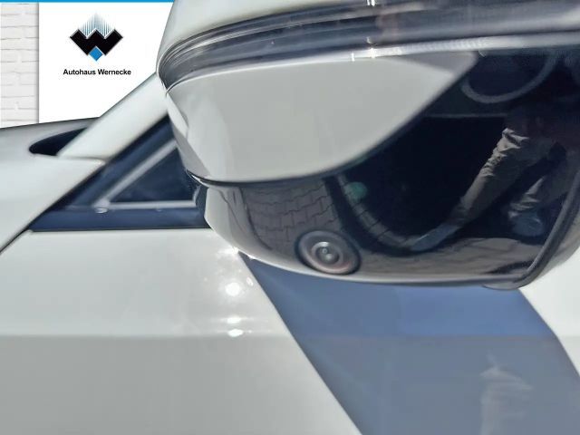 BMW 330 330i M-Sport Sedan