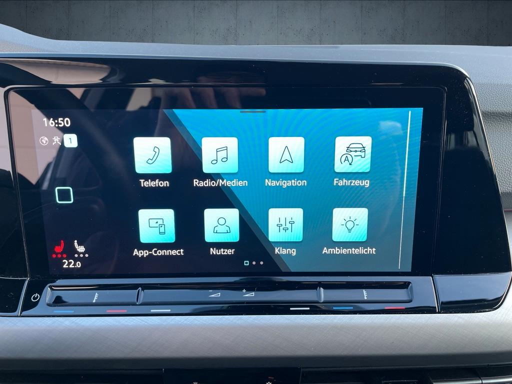 Volkswagen Golf 1.5 eTSI DSG Life Variant