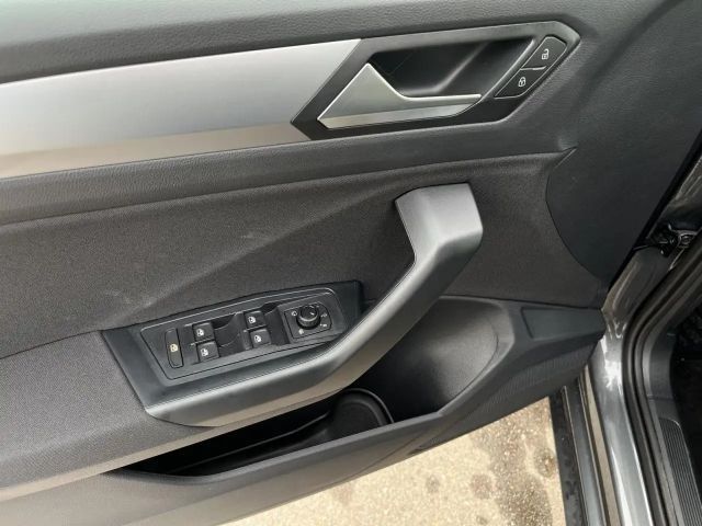 Volkswagen T-Roc DSG Life