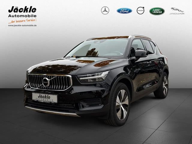 Volvo XC40 Core Recharge