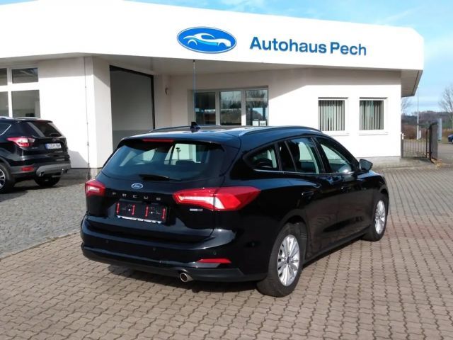 Ford Focus Titanium Wagon