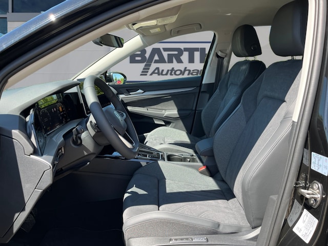 Volkswagen Golf Style