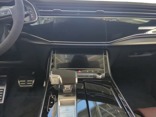 Audi RS Q8 Performance Quattro