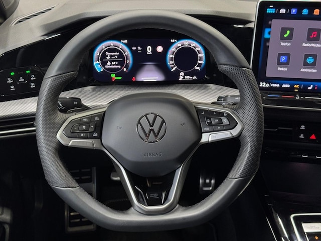 Volkswagen Golf 1.5 eTSI DSG R-Line