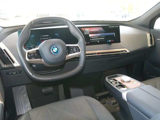 BMW iX xDrive40