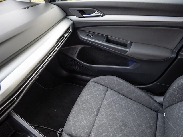 Volkswagen Golf 2.0 TDI Golf VIII Life Variant