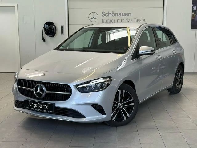 Mercedes-Benz B 180 Progressive Sedan