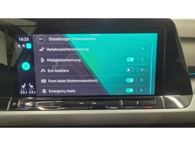 Volkswagen Golf 1.5 eTSI DSG Golf VIII