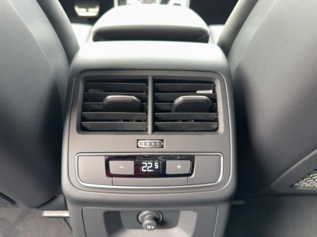 Audi RS4 Avant Quattro