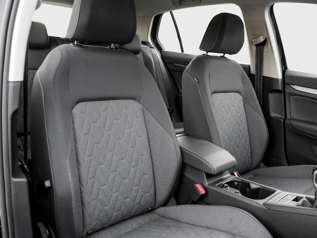 Volkswagen Golf 1.5 TSI Golf VIII Life