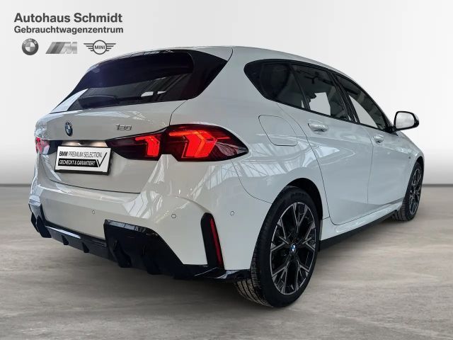 BMW 120 Comfort pakket M-Sport Sedan
