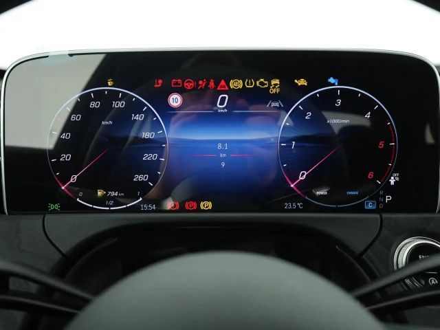 Mercedes-Benz E 220 E 220 d Sedan