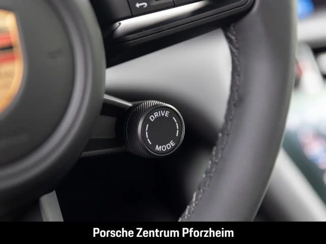 Porsche Taycan 4 Cross Turismo
