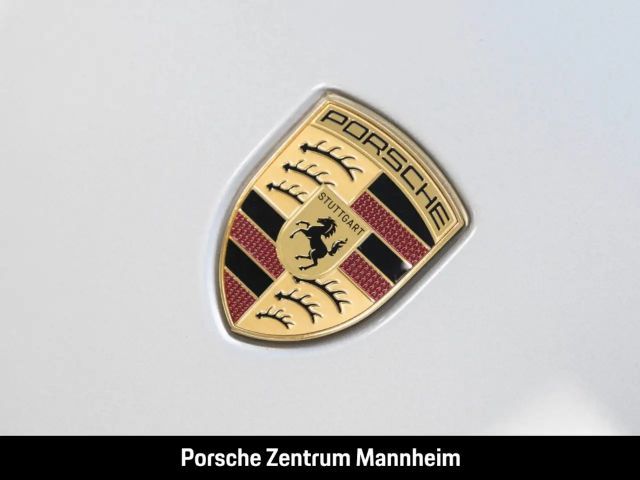 Porsche 992 Carrera Coupé GTS