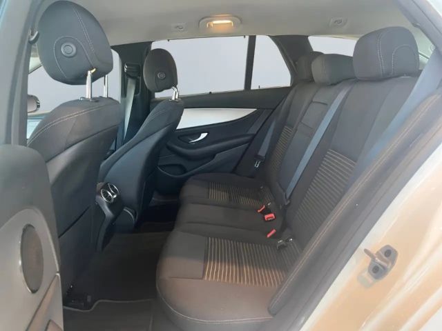 Mercedes-Benz E 300 E 300 e Estate