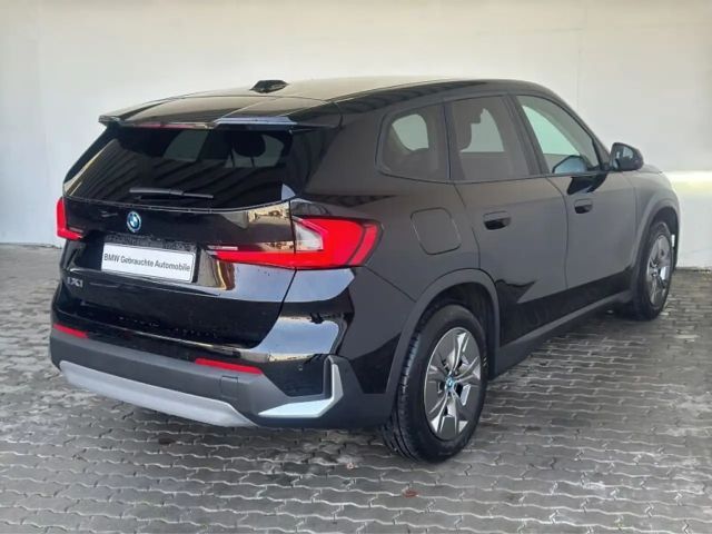 BMW iX1 xDrive30