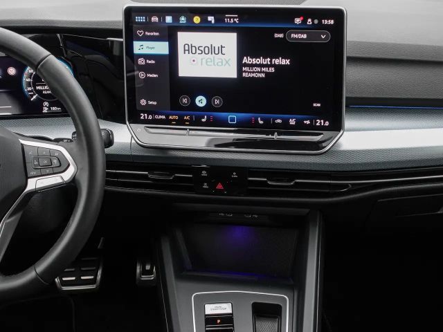 Volkswagen Golf 2.0 TDI DSG Life Variant