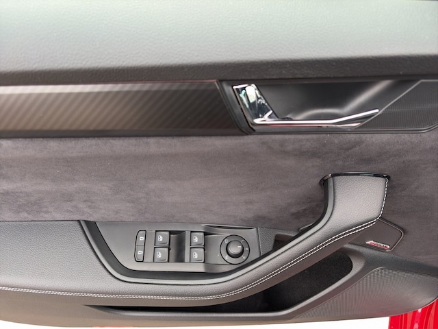 Skoda Superb 2.0 TSI 4x4 Combi Sportline