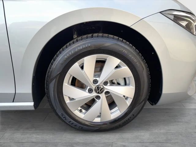 Volkswagen Passat 1.5 eTSI Business Variant