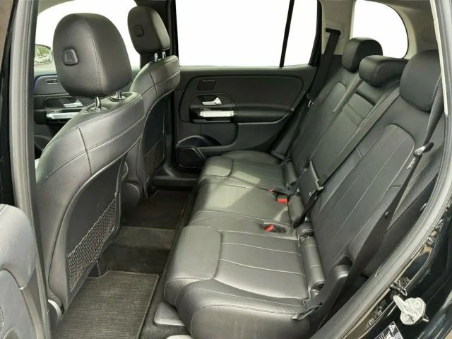 Mercedes-Benz GLB 250 4MATIC