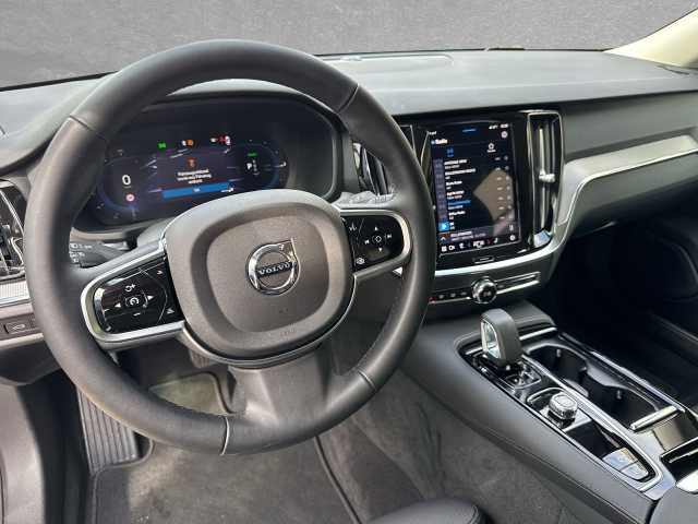 Volvo V60 AWD Dark Hybrid Plus T6